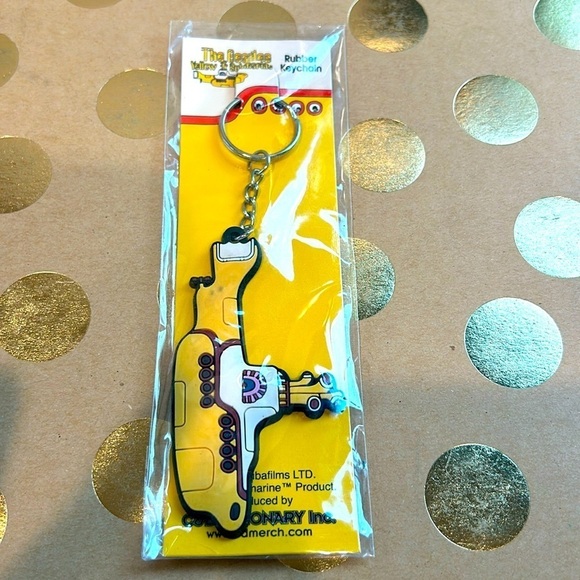 The Beatles yellow submarine rubber keychain 2011 CND visionary INC product - Picture 1 of 5